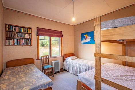 Photo of property in 32 Hukaroa Road, Raetihi, 4632