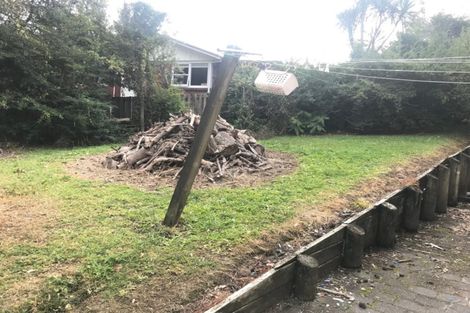 Photo of property in 153 Gossamer Drive, Pakuranga Heights, Auckland, 2010