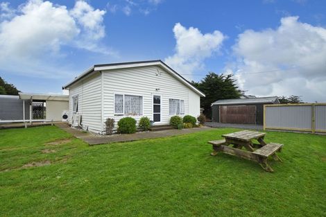 Photo of property in 34 Bay View Road, Woodend, Invercargill, 9877