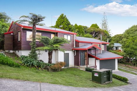 Photo of property in 22 Darcy Place, Massey, Auckland, 0614
