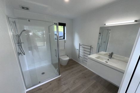 Photo of property in 25 Ocean Road, Surfdale, Waiheke Island, 1081