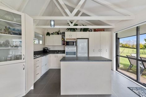 Photo of property in 21a Hamilton Road, Lake Rotoma, Rotorua, 3074