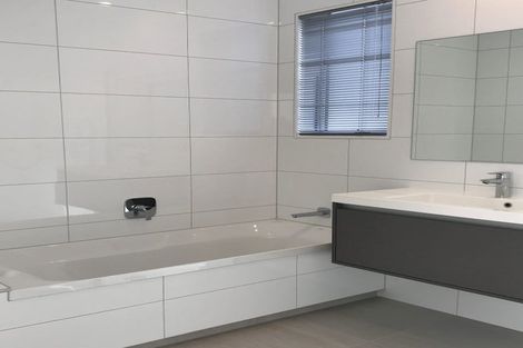 Photo of property in 80 Te Napi Drive, Takanini, 2112