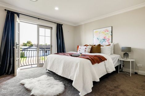 Photo of property in 30 Nielsen Gardens, Rototuna, Hamilton, 3210