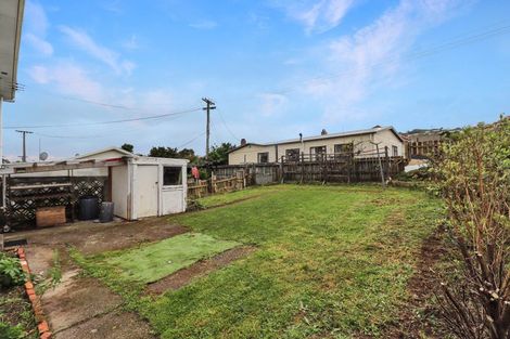 Photo of property in 5 Takatimu Way, Johnsonville, Wellington, 6037