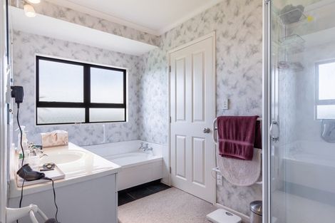 Photo of property in 347 Henwood Road, Hillsborough, New Plymouth, 4372