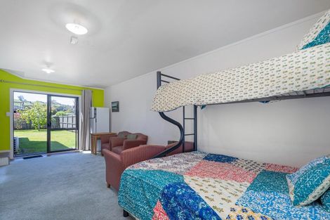 Photo of property in 15 Marlin Street, Whitianga, 3510