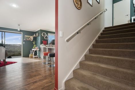 Photo of property in 40 Waterside Drive, Pyes Pa, Tauranga, 3112