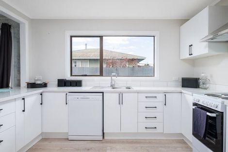 Photo of property in 42 Lytton Road, Riverdale, Gisborne, 4010