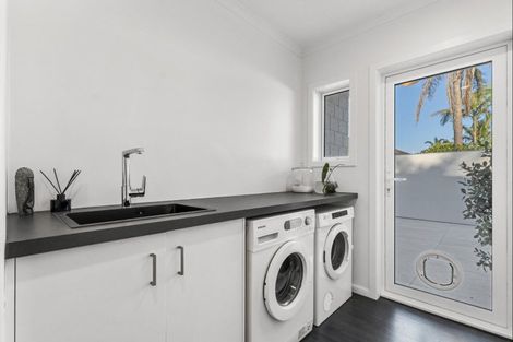 Photo of property in 19 Popata Close, Papamoa Beach, Papamoa, 3118