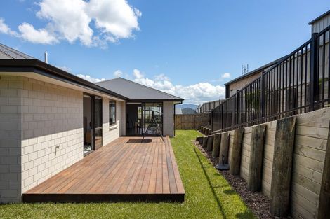 Photo of property in 22 Stingray Drive, Omokoroa, 3114