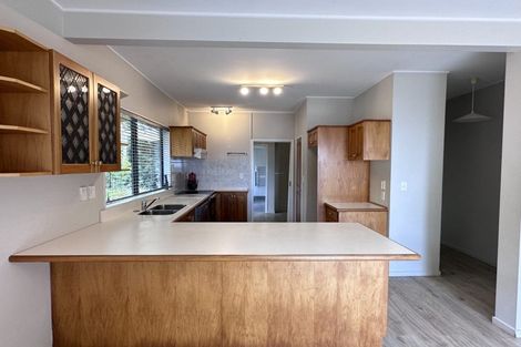 Photo of property in 204 Mellons Bay Road, Mellons Bay, Auckland, 2014