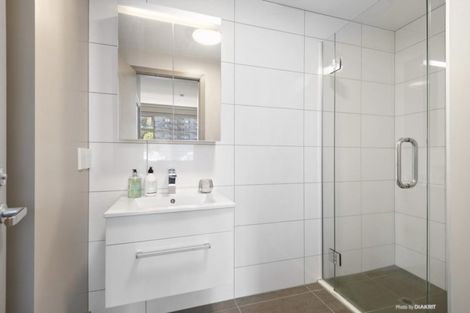 Photo of property in Canvas Apartments, 8/307 Willis Street, Te Aro, Wellington, 6011