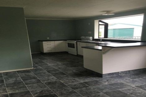 Photo of property in 1 Augustine Street, Waimate, 7924