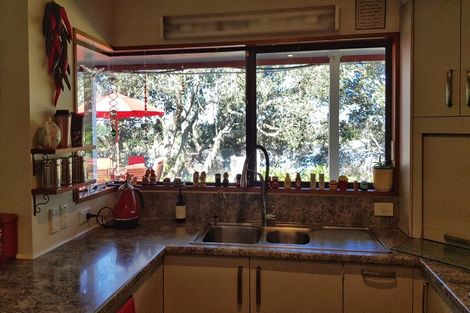 Photo of property in 28 Pohutukawa Drive, Athenree, Katikati, 3177