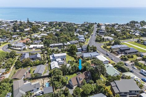 Photo of property in 1138 South Road, Oakura, 4314