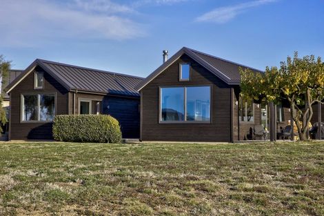 Photo of property in 112 Hall Road, Bannockburn, Cromwell, 9384