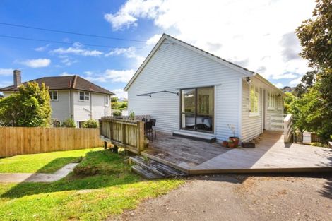 Photo of property in 76 Mungavin Avenue, Ranui, Porirua, 5024