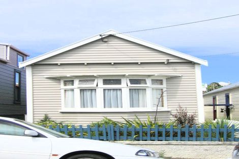 Photo of property in 14 Milton Street, Berhampore, Wellington, 6023