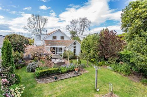 Photo of property in 15 Hewitts Road, Merivale, Christchurch, 8014