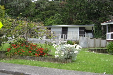 Photo of property in 3 Waiwera Place, Waiwera, Orewa, 0994