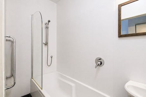 Photo of property in City Lodge, 604/115 Vivian Street, Te Aro, Wellington, 6011