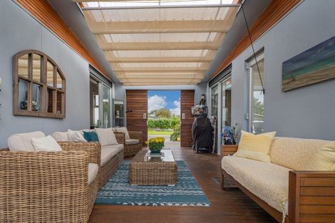 Photo of property in 3 Cobham Lane, Whitianga, 3510