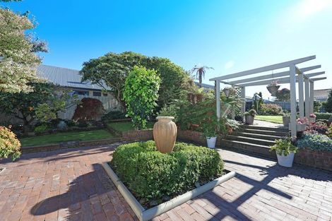Photo of property in 11 Leven Street, South Hill, Oamaru, 9400