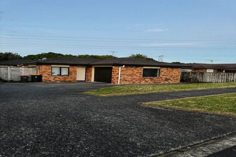 Photo of property in 22 Carrick Glen Avenue, Flat Bush, Auckland, 2019