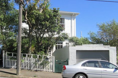 Photo of property in 12 Saint Michaels Crescent, Kelburn, Wellington, 6012