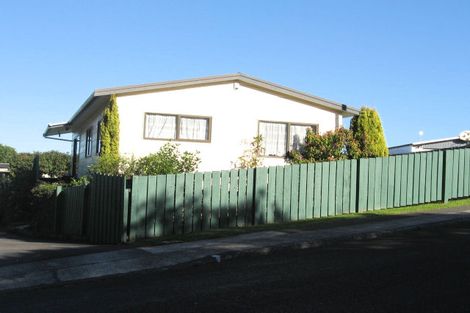 Photo of property in 7 Kingsley Street, Stokes Valley, Lower Hutt, 5019