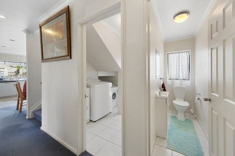 Photo of property in 12 Paloma Court, Hillpark, Auckland, 2102