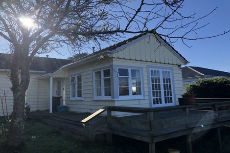 Photo of property in 19 Ironside Road, Johnsonville, Wellington, 6037