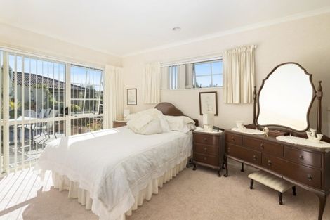Photo of property in 145 Summerhill Drive, Fitzherbert, Palmerston North, 4410