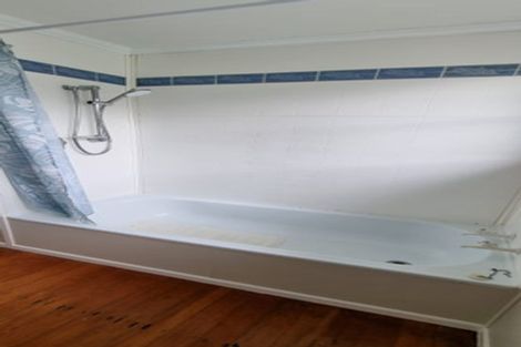 Photo of property in 18 Camp Street, Silverstream, Upper Hutt, 5019