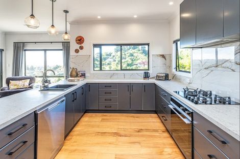 Photo of property in 1 Shakespeare Road, Bastia Hill, Whanganui, 4500