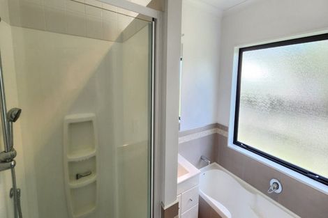 Photo of property in 74b Karamea Street, Whalers Gate, New Plymouth, 4310