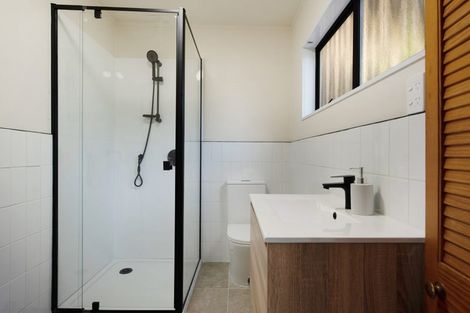 Photo of property in 16 Regal Street, Levin, 5510