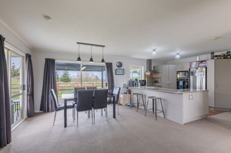 Photo of property in 14 Parkland Drive, Waipawa, 4210