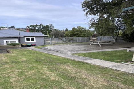 Photo of property in 10 Severn Street, Green Island, Dunedin, 9018