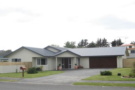 Photo of property in 15 Norfolk Drive, Otamatea, Whanganui, 4500