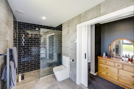 Photo of property in 68 Mcelwee Street, Jervoistown, Napier, 4112