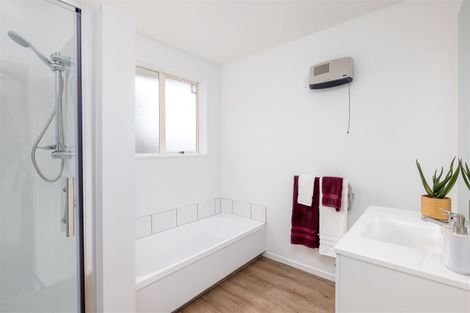 Photo of property in 29 Radiata Avenue, Parklands, Christchurch, 8083