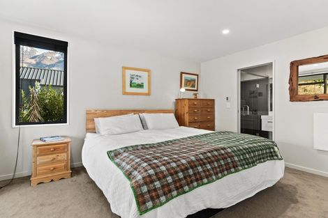 Photo of property in 6 Stamper Lane, Arthurs Point, Queenstown, 9371