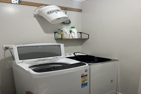 Photo of property in 198c Old Farm Road, Hamilton East, Hamilton, 3216