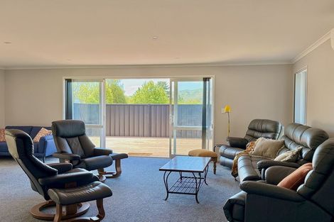 Photo of property in 28 Freyberg Avenue, Kurow, 9435