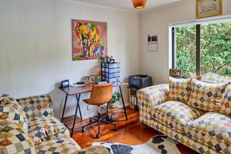 Photo of property in 202 Marine Drive, Lowry Bay, Lower Hutt, 5013