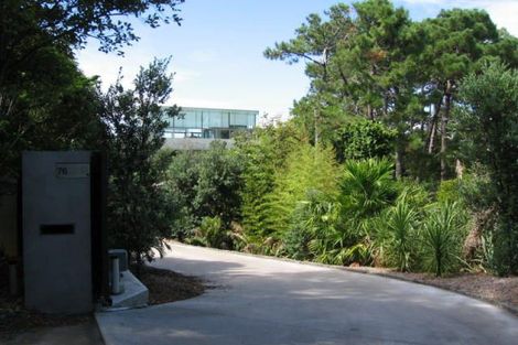 Photo of property in 76 Cliff Road, Torbay, Auckland, 0630