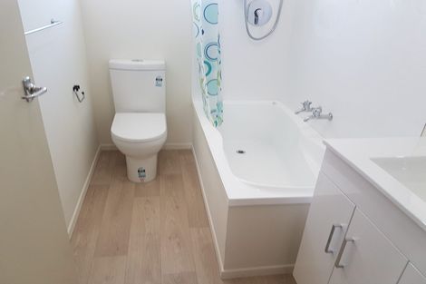 Photo of property in 2/72 Fairfield Avenue, Addington, Christchurch, 8024