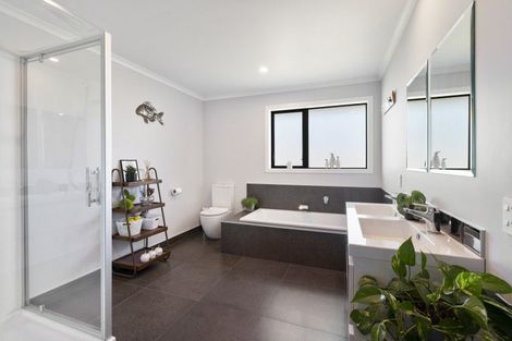 Photo of property in 728 Makino Road, Halcombe, Feilding, 4777